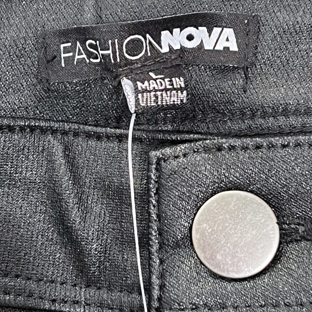 NWT! [Fashion Nova] Black Faux Leather Sammie Pants High Rise Skinny Size L - Picture 4 of 8